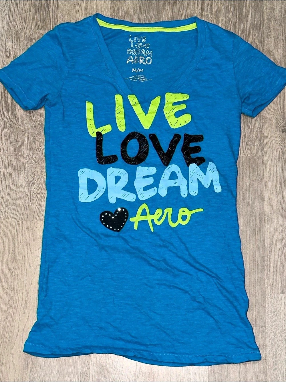Aeropostale Live Love Dream Aero Graphic V-Neck Tee Blue & Green Medium